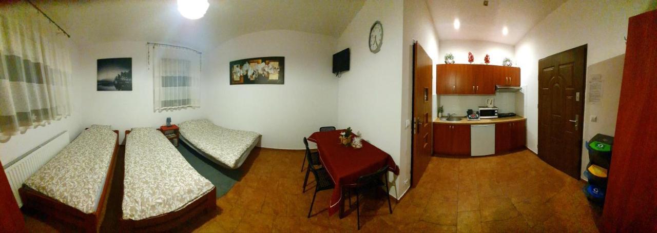 Appartamento Adusiowka Stronie Śląskie Esterno foto